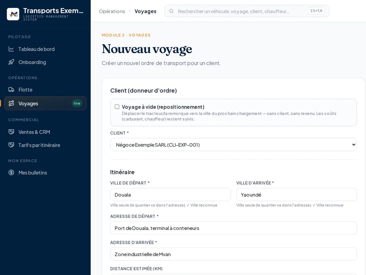 Écran MovoRight de création d'un voyage : client, villes, adresses et distance routière calculée (données de démonstration)